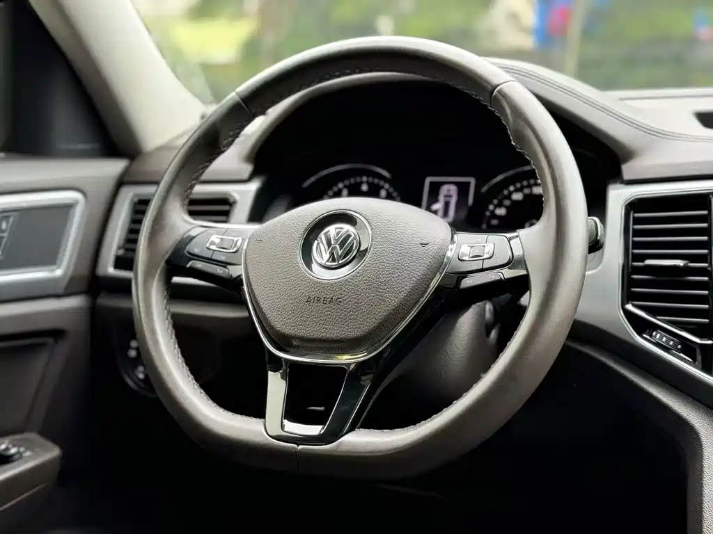 Volkswagen Teramont — миниатюра 9