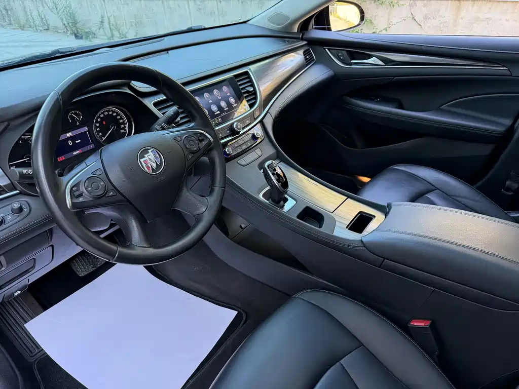 Buick LaCrosse — миниатюра 6