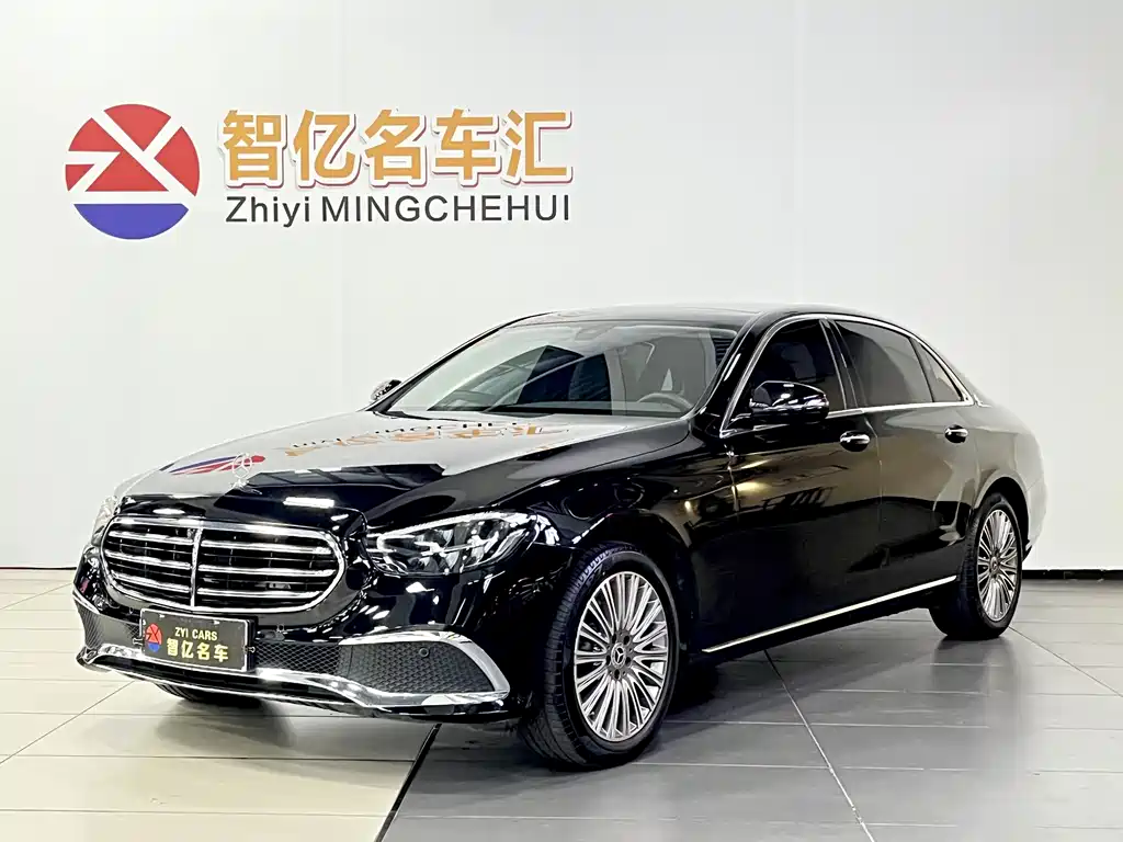 Mercedes-Benz E-Class 2022