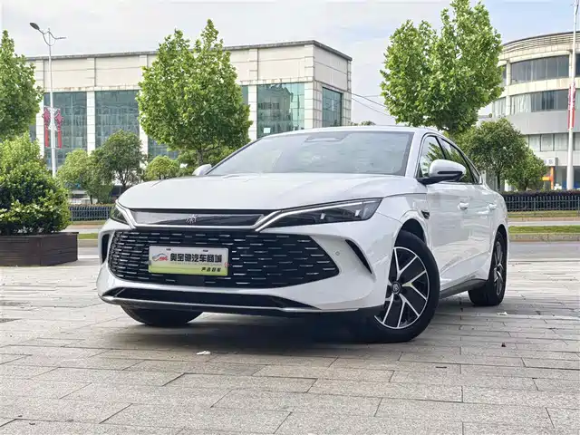 BYD Qin L