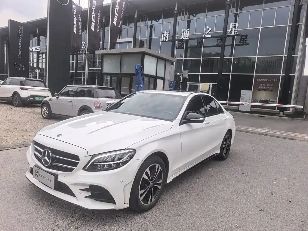 Mercedes-Benz C-Class 2019