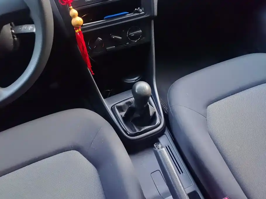 Volkswagen Jetta — миниатюра 16
