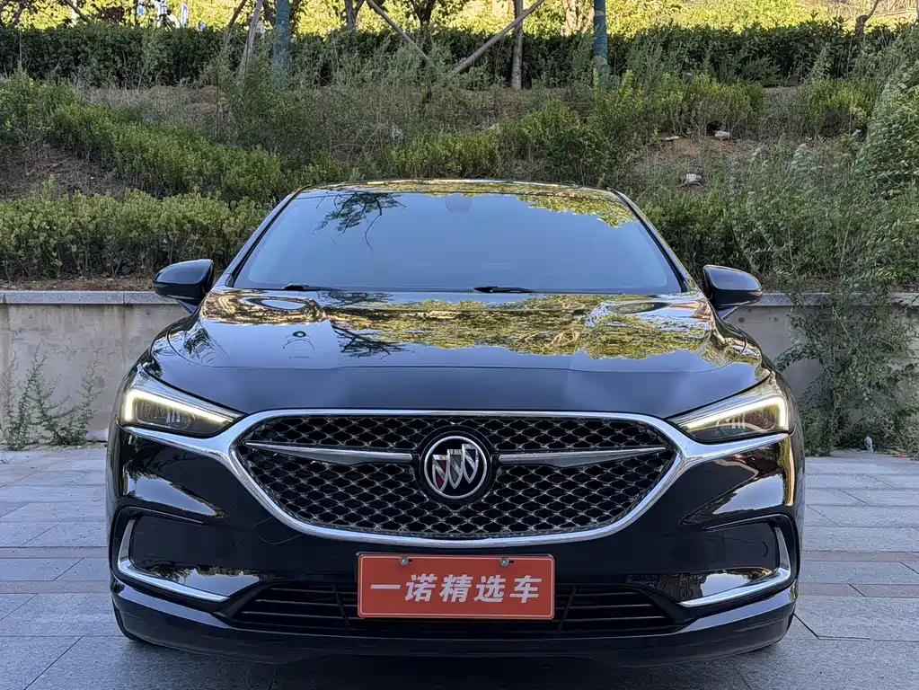 Buick LaCrosse — миниатюра 2
