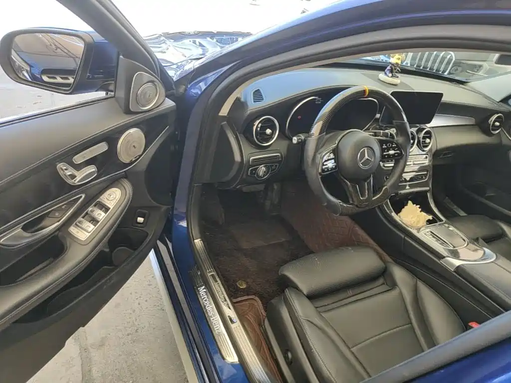 Mercedes-Benz C-Class — миниатюра 16