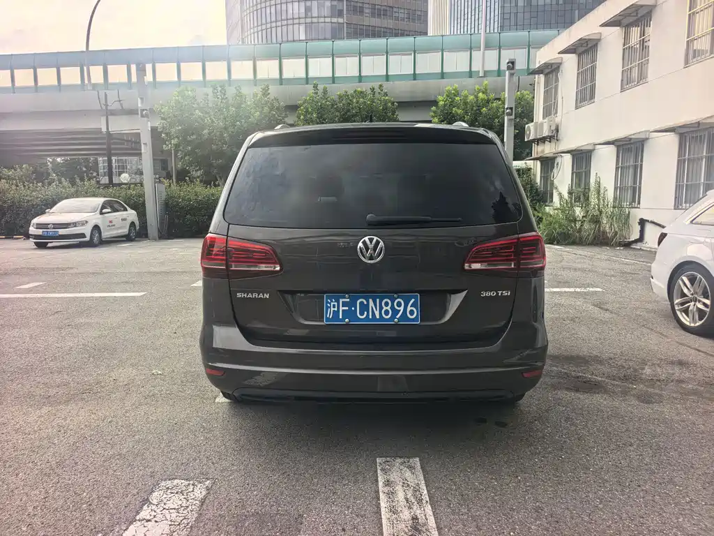 Volkswagen Sharan — миниатюра 6
