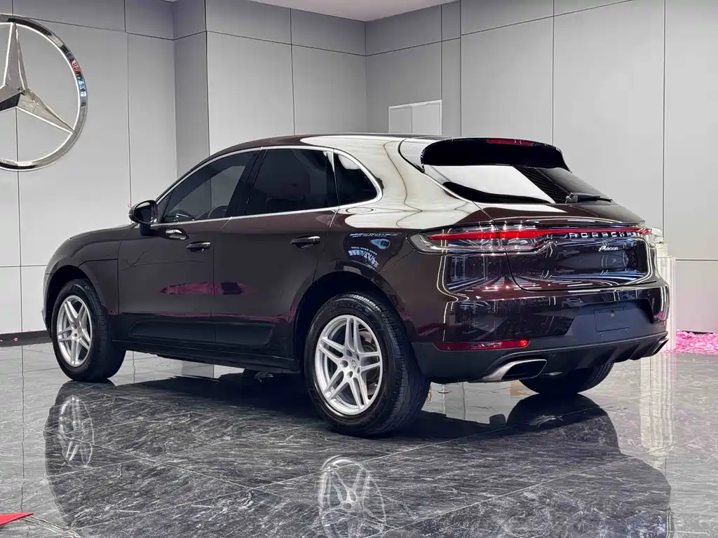 Porsche Macan — миниатюра 9