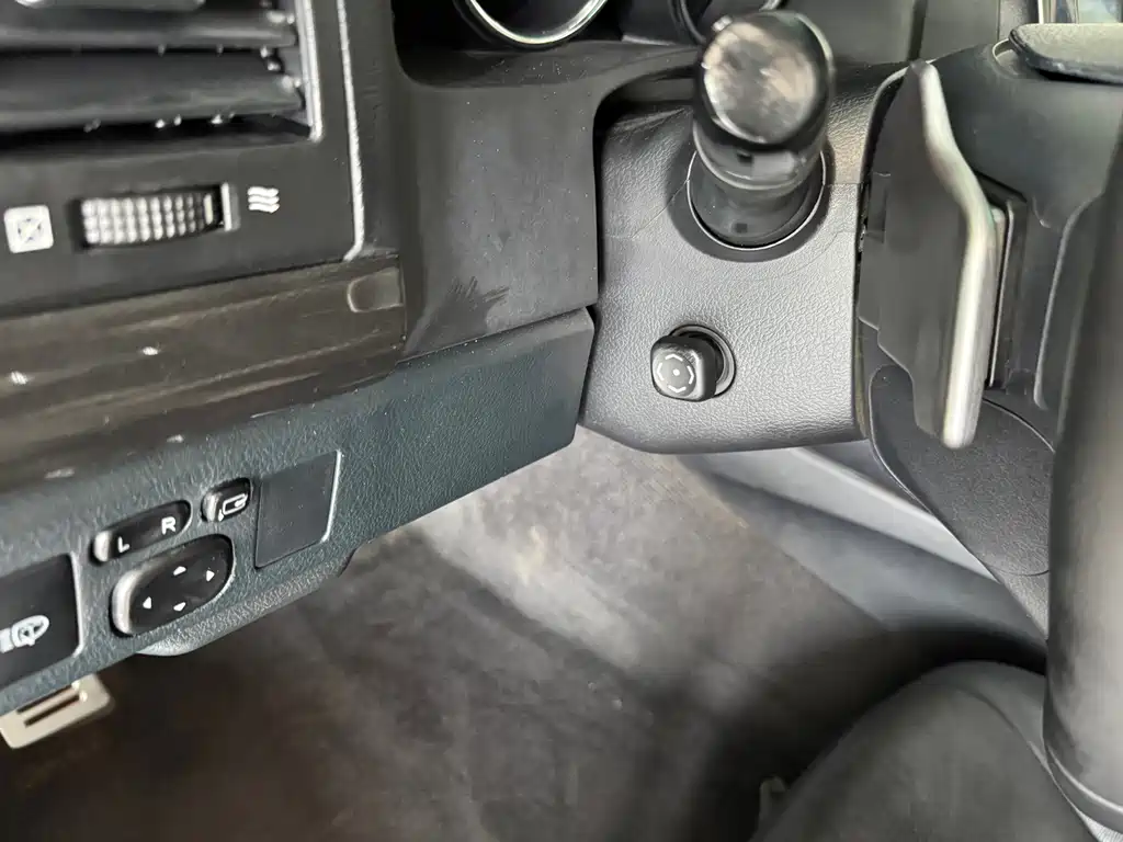Toyota Reiz — миниатюра 8