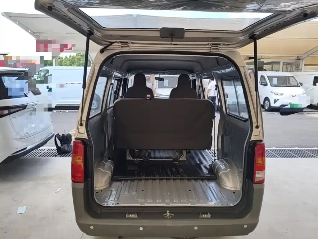 Wuling Zhiguang — миниатюра 19