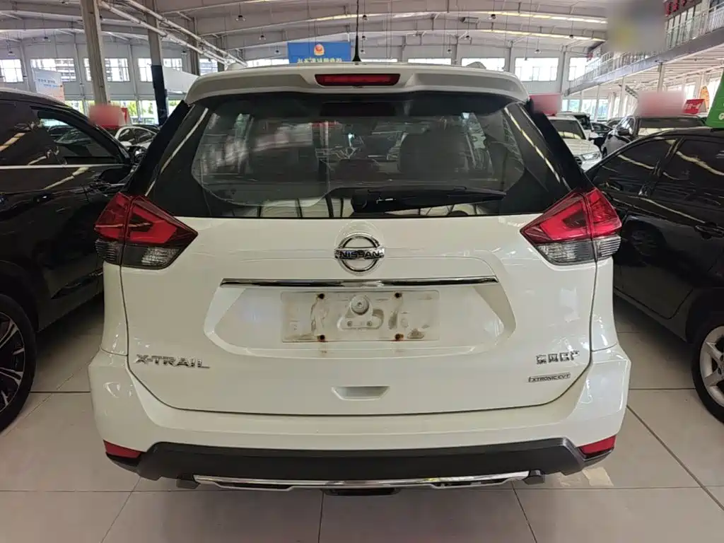 Nissan X-Trail — миниатюра 6