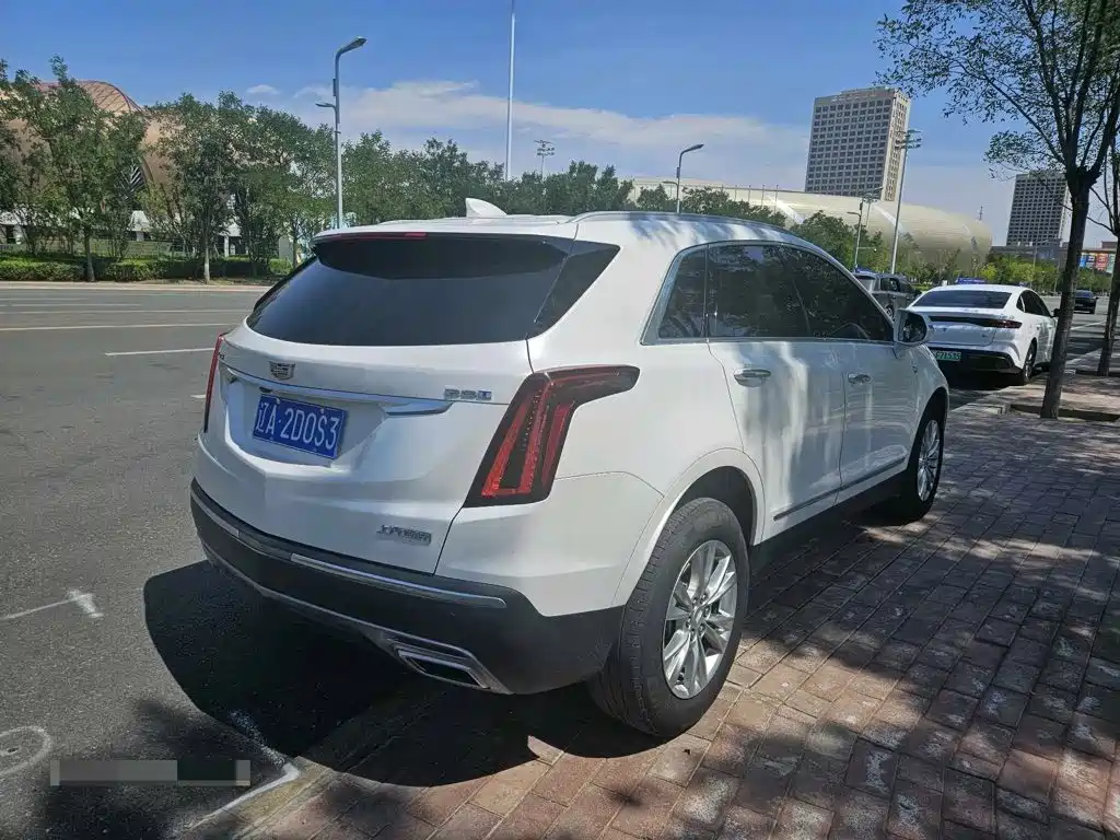 Cadillac XT5 — миниатюра 4