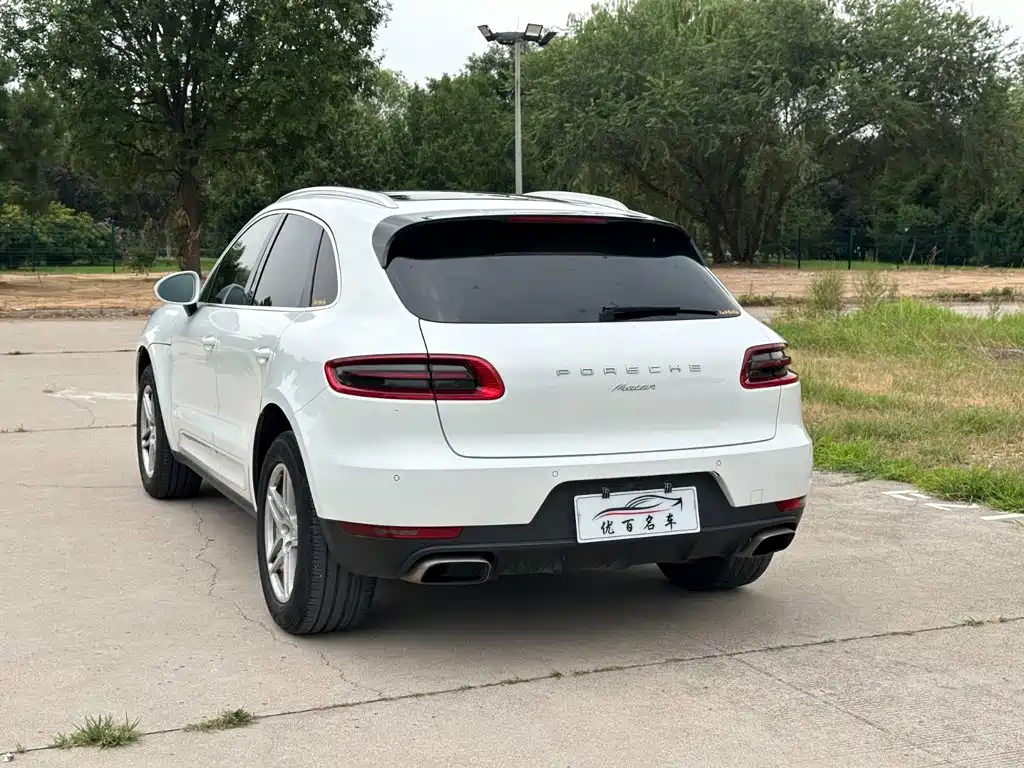 Porsche Macan — миниатюра 4