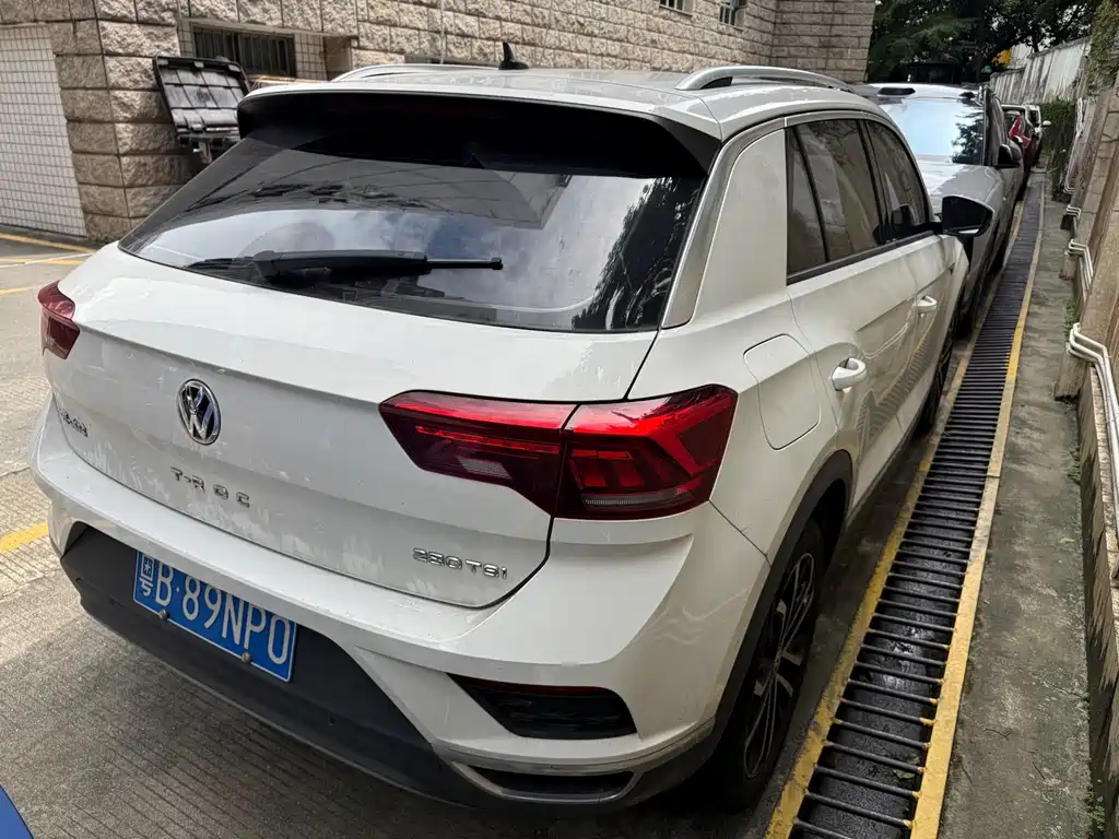 Volkswagen T-Roc — миниатюра 6