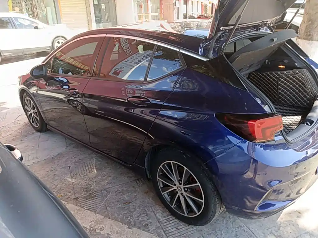 Buick Verano — миниатюра 5