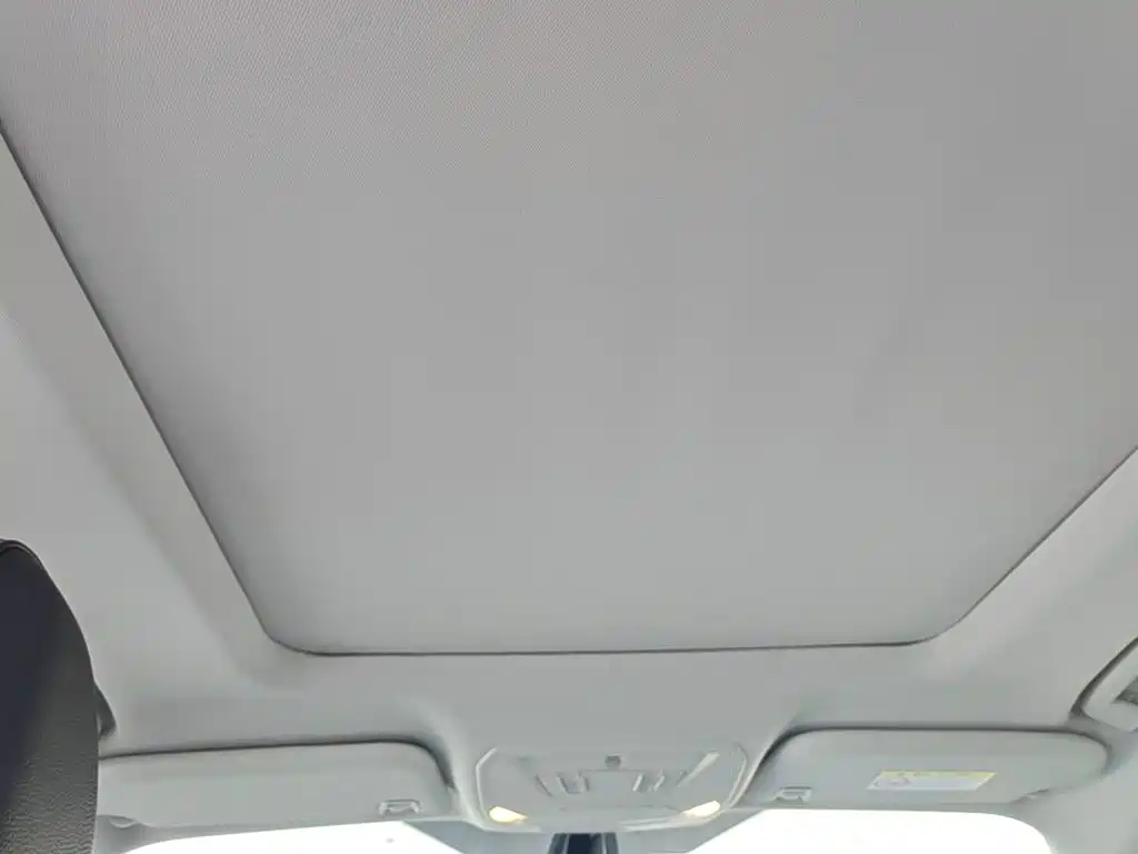 Ford Kuga — миниатюра 25
