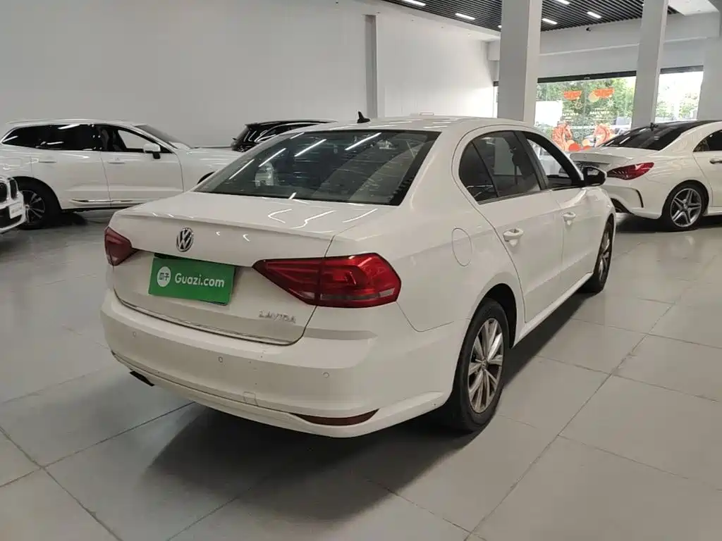 Volkswagen Lavida — миниатюра 7