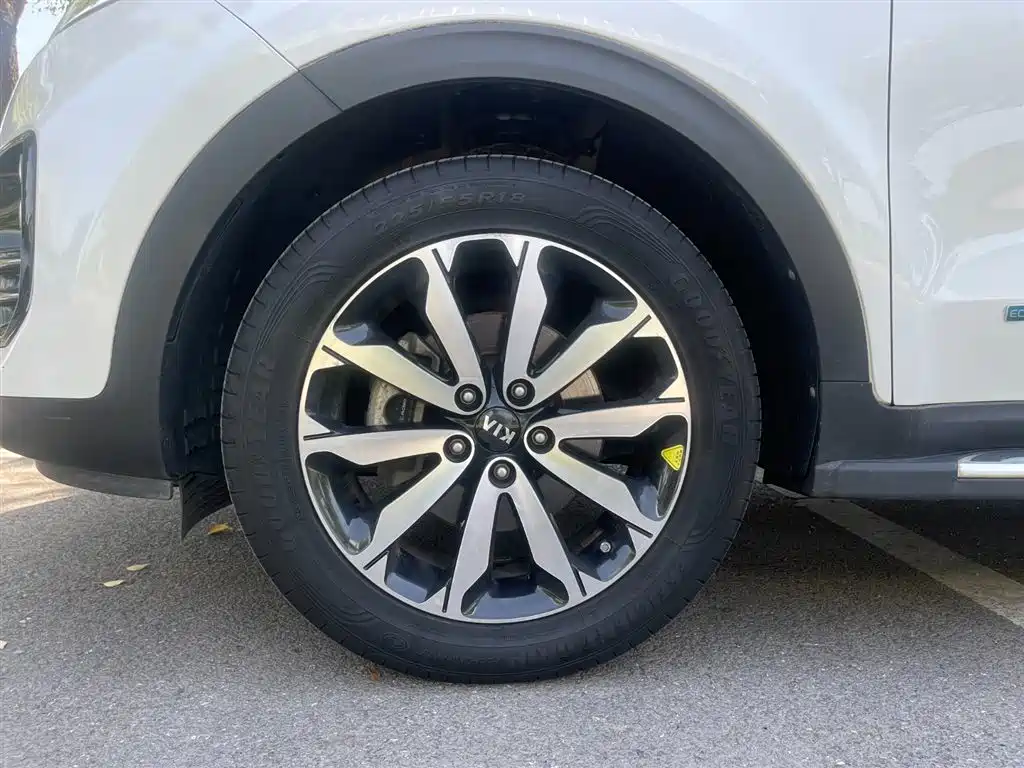 Kia KX5 2016 1.6T AT Premium