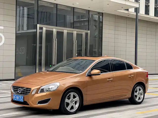 Volvo S60