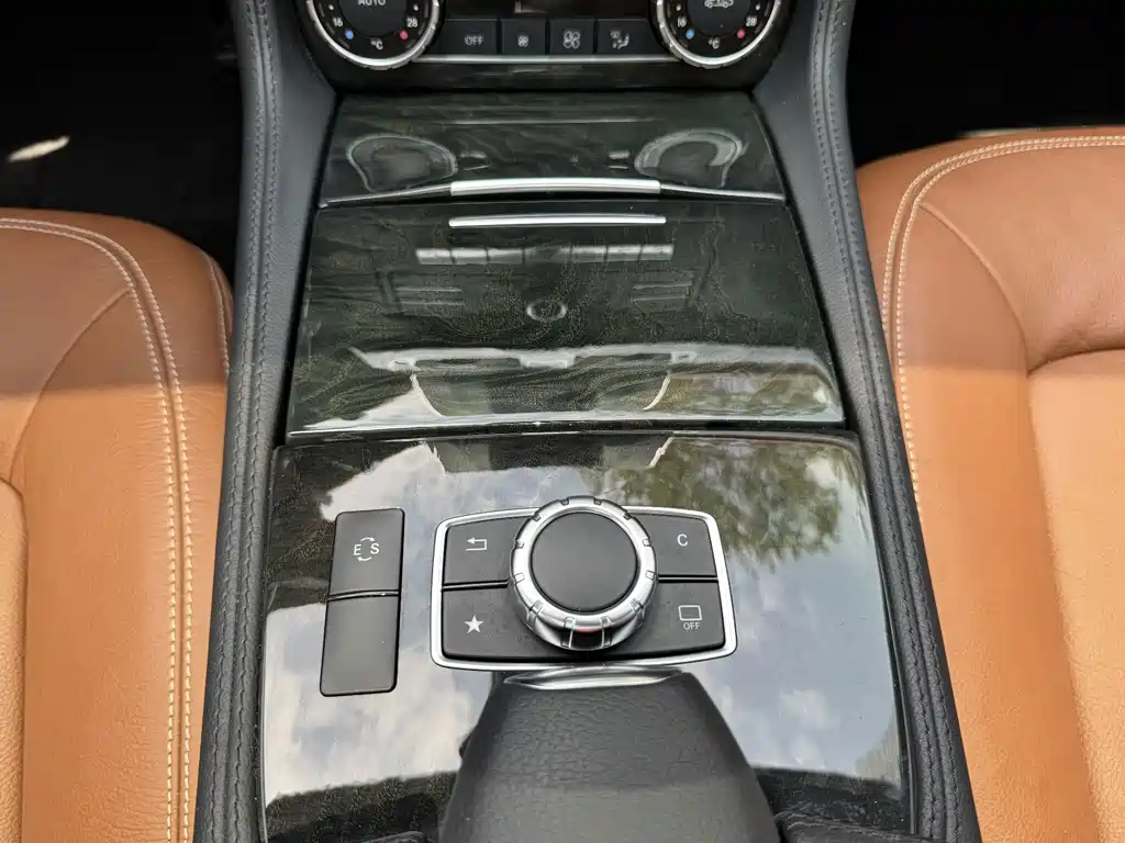Mercedes-Benz CLS — миниатюра 11