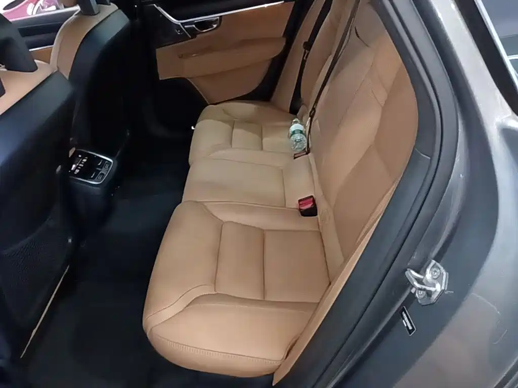 Volvo V90 — миниатюра 17
