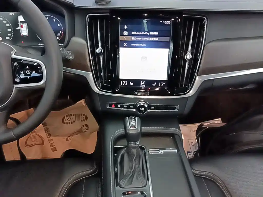 Volvo V90 — миниатюра 13