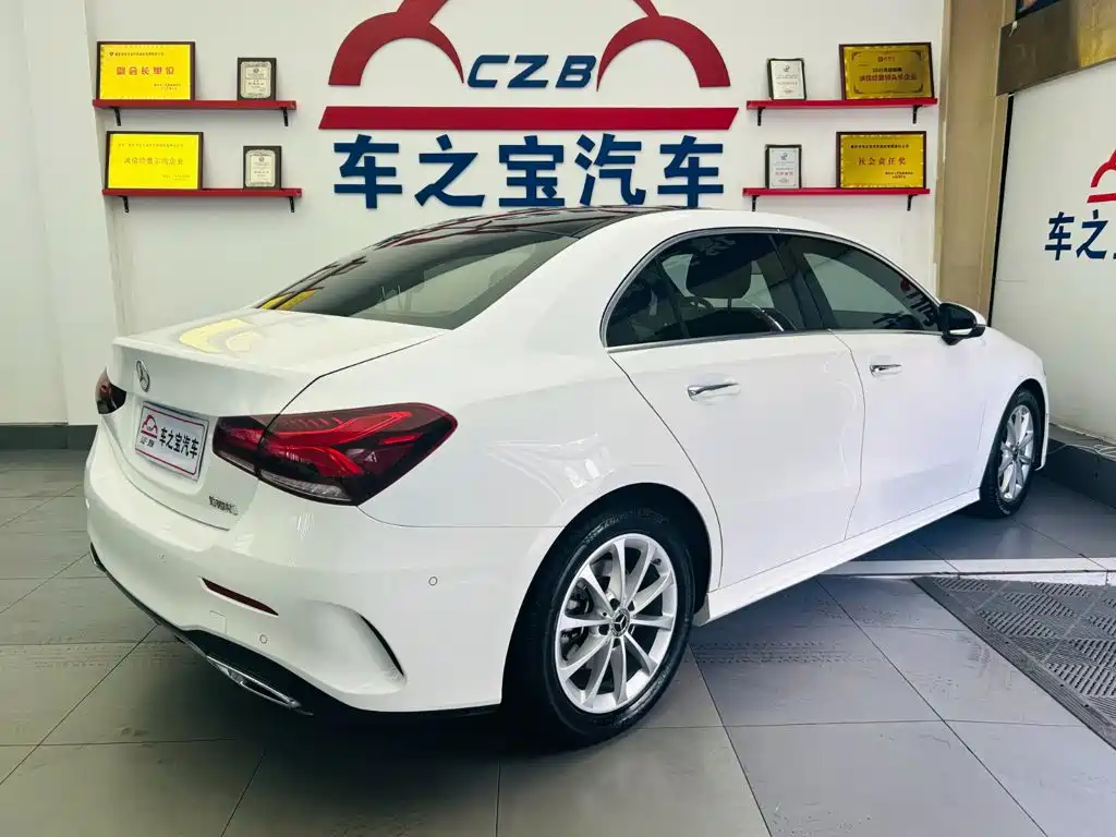 Mercedes-Benz A-Class — миниатюра 5