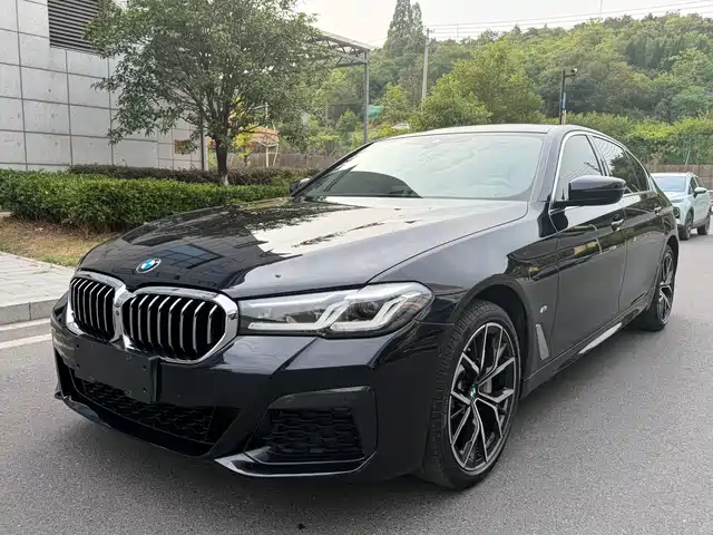 2022 BMW 5er