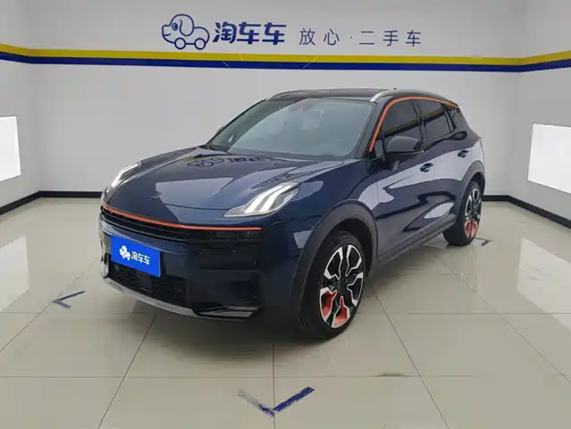 2022 Lynk & Co 06