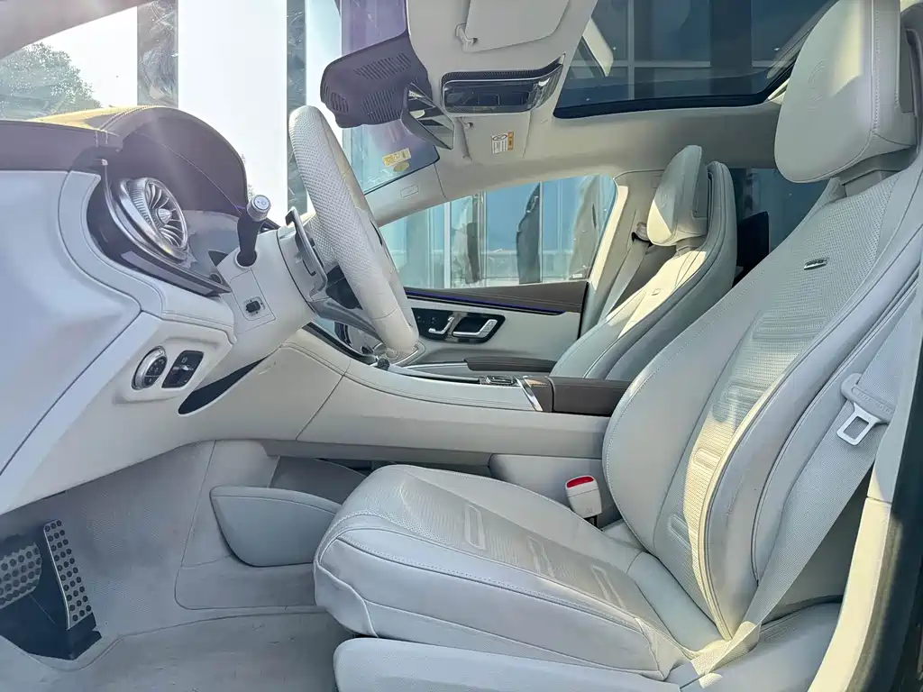 MERCEDES-BENZ EQS AMG