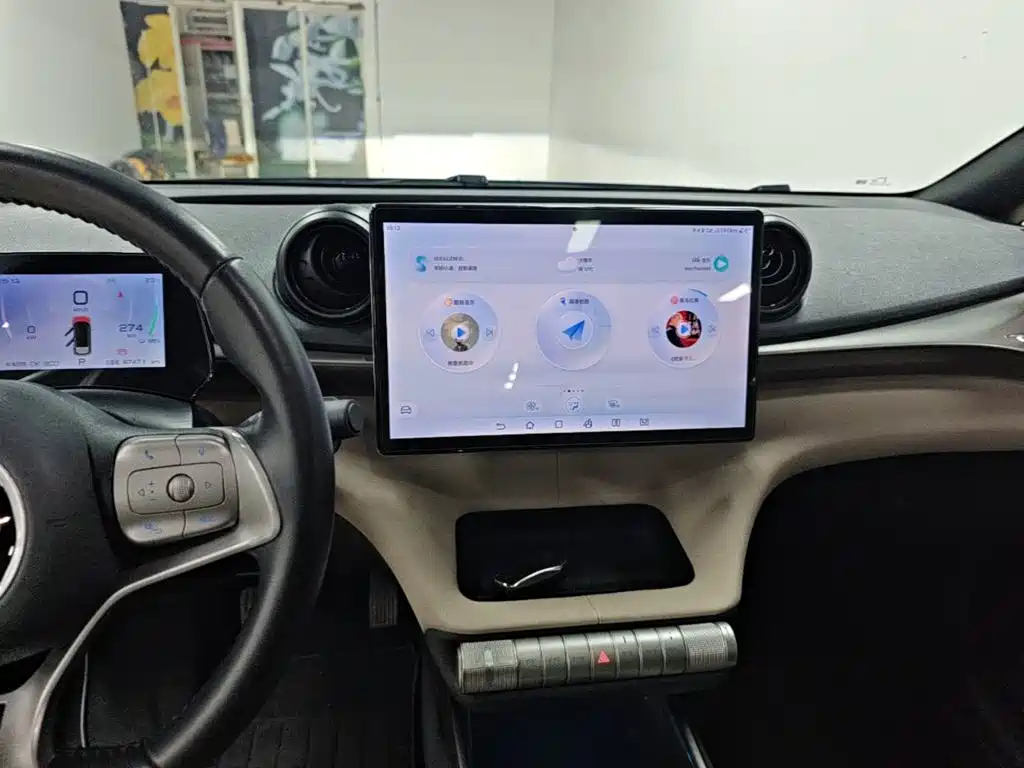 BYD Dolphin — миниатюра 13