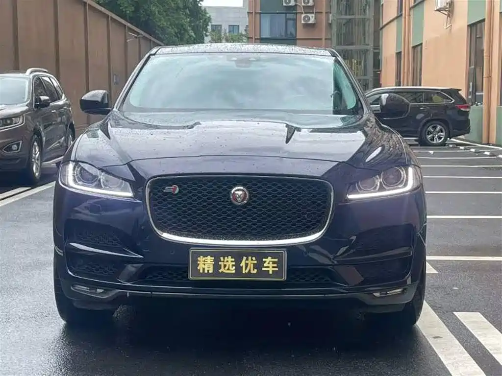 Jaguar F-PACE 2017