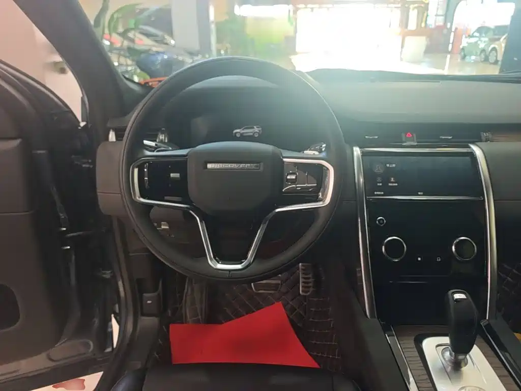 Land Rover Discovery Sport — миниатюра 11