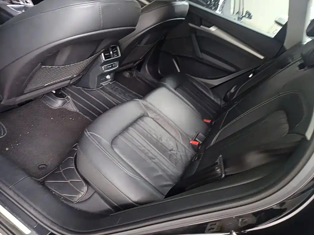 Audi Q5L — миниатюра 24