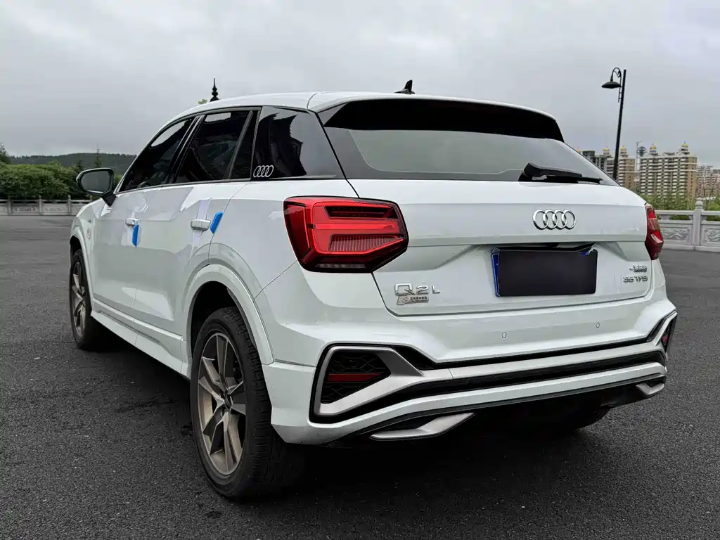 Audi Q2L — миниатюра 4