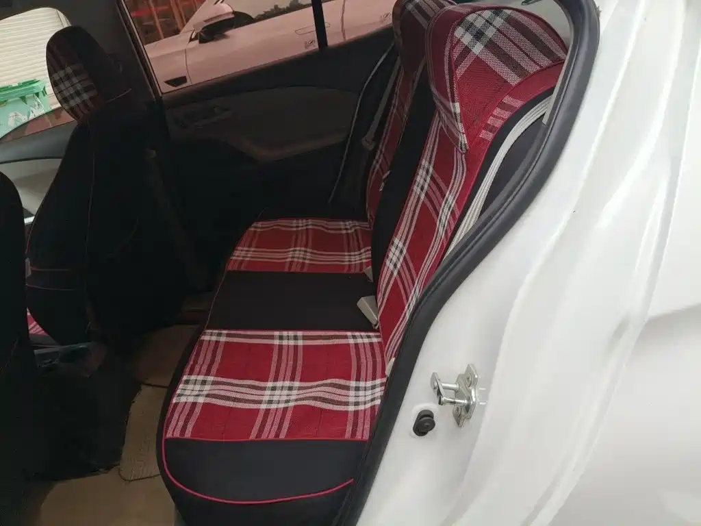 Chevrolet Sail — миниатюра 15