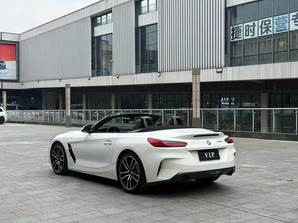 BMW Z4 — миниатюра 9