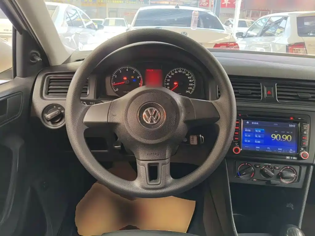 Volkswagen Santana — миниатюра 11