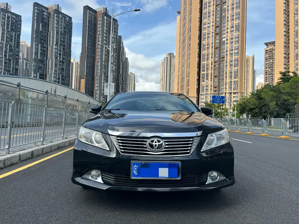 Toyota Camry 2012 2.5G Luxury