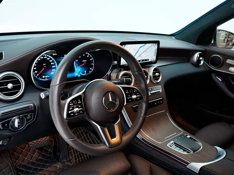 Mercedes-Benz GLC 2022 GLC 260 L 4MATIC Luxury