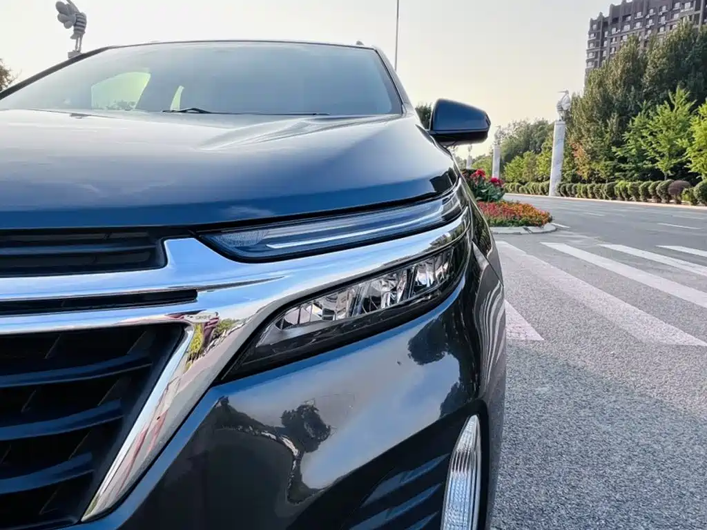 Chevrolet Equinox — миниатюра 24
