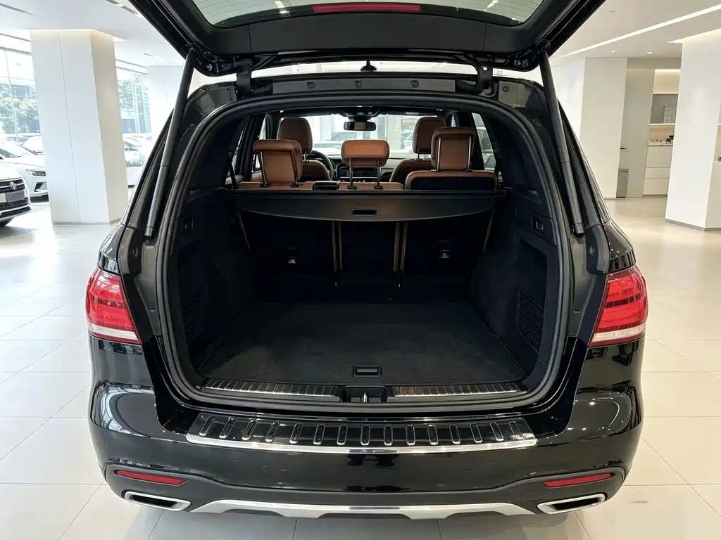 Mercedes-Benz GLE (Import) — миниатюра 8