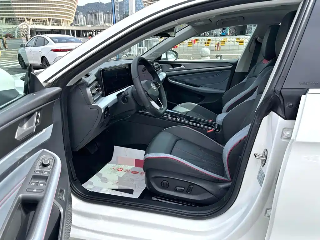 Volkswagen Lamando — миниатюра 6
