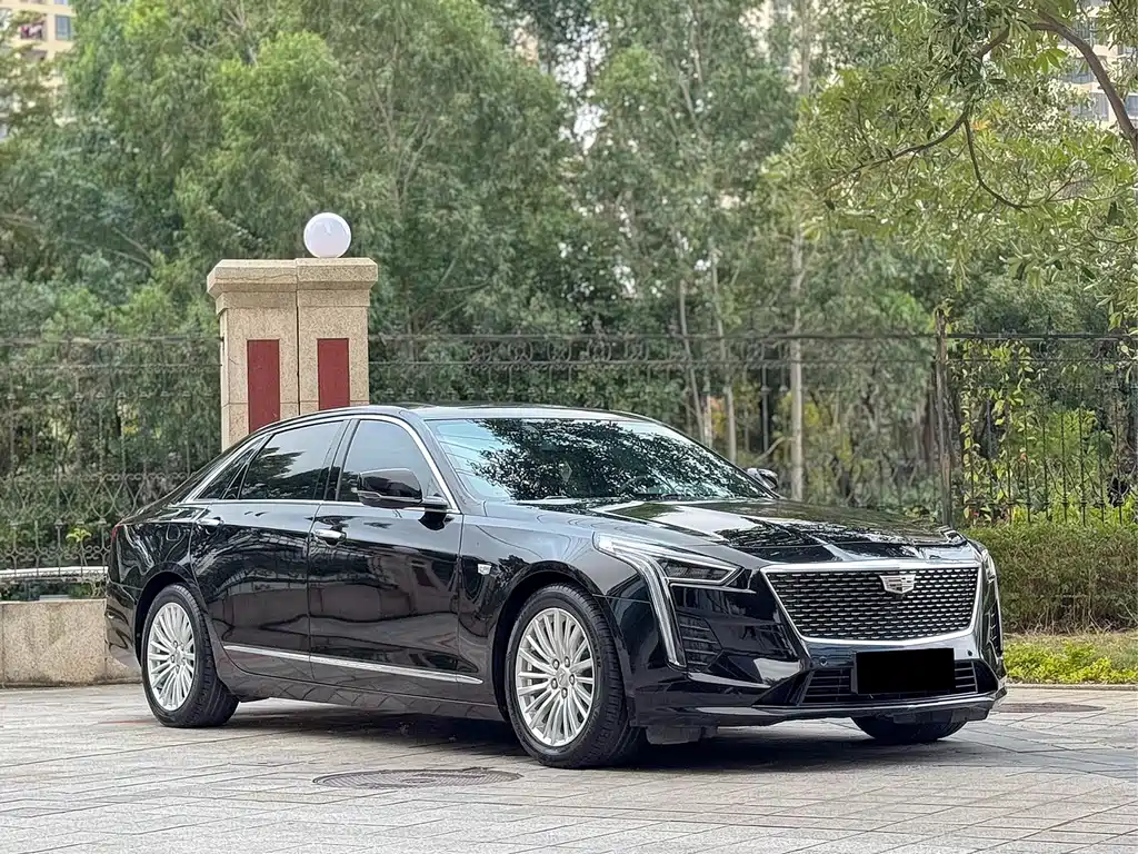CADILLAC CT6