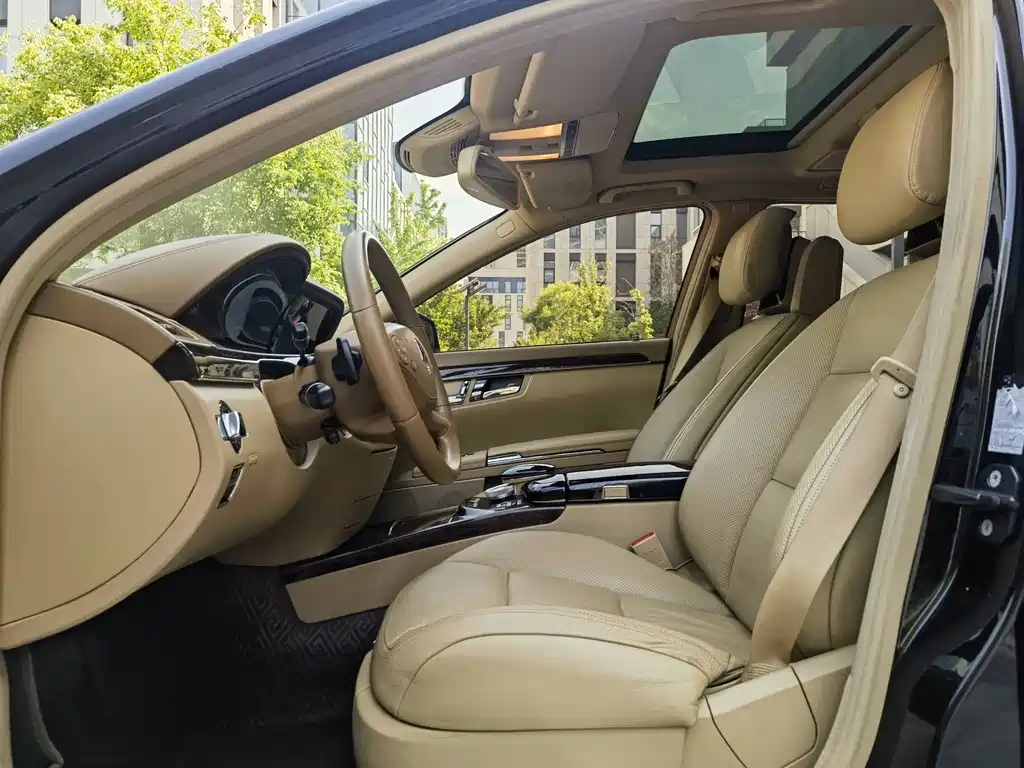 Mercedes-Benz S-Class S 2010 S 300 L Luxury