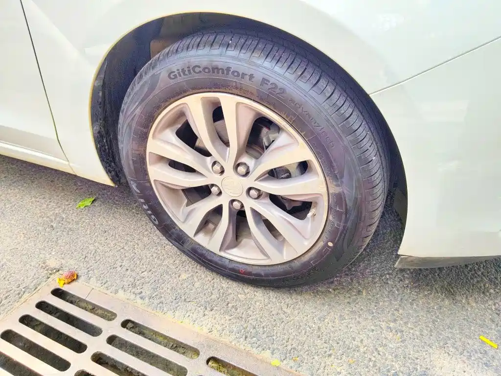 Buick Excelle — миниатюра 24