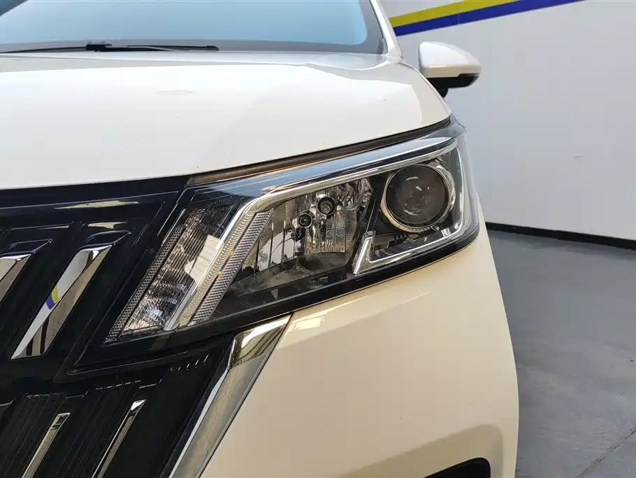 WULING WULING JIACHEN