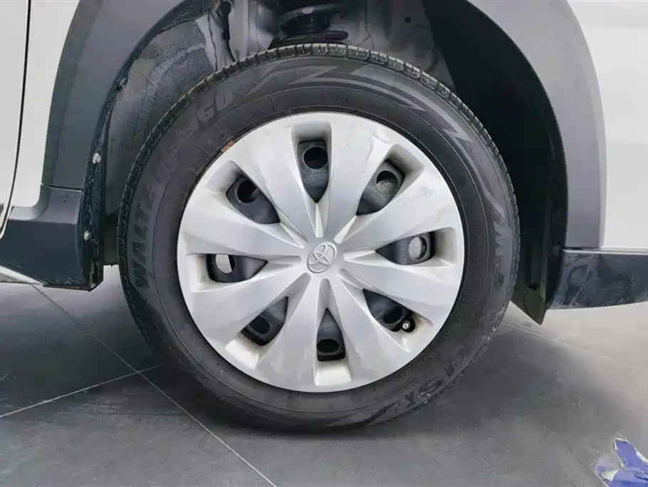 TOYOTA YARIS L ZHIXUAN