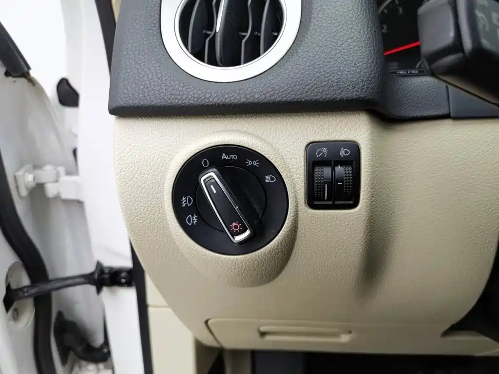 Volkswagen Tiguan — миниатюра 21