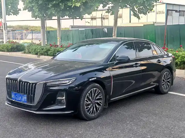 2025 Hongqi H5