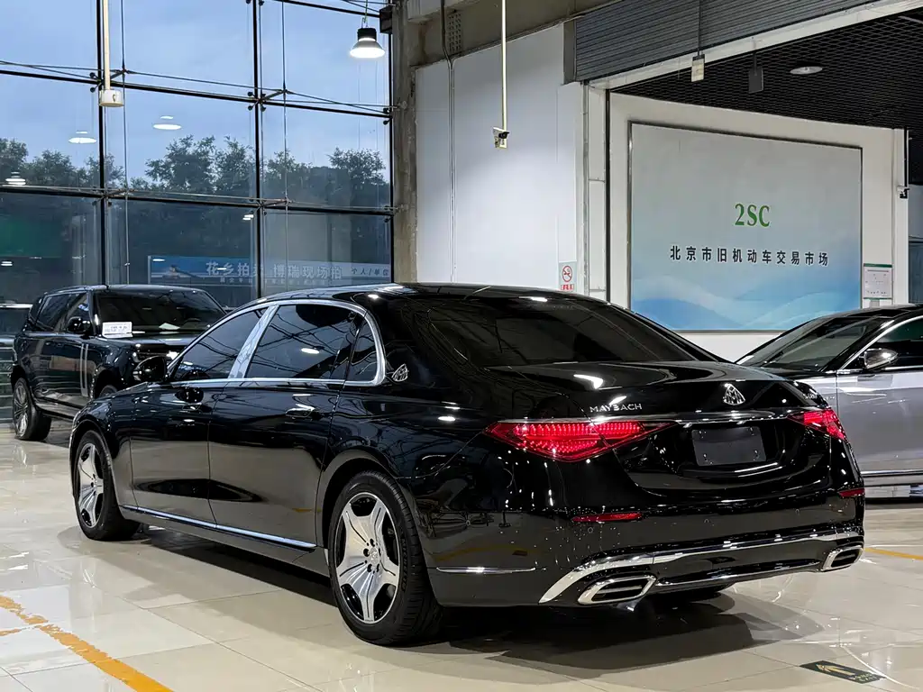 Mercedes-Benz S-Class — миниатюра 31