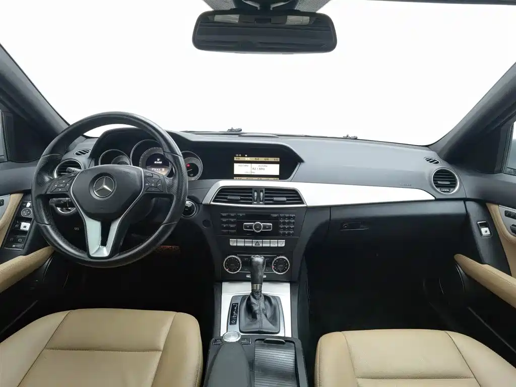 Mercedes-Benz C-Class C 2011 C 200 Fashion